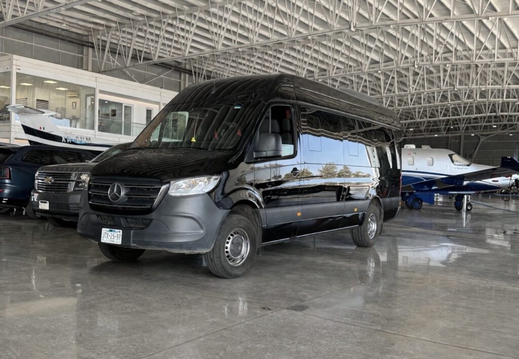 Mercedes Benz Sprinter Lux